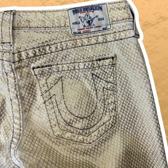 True Religion ‘Skinny Plum’ Skinny Jeans in “Gold Fishnet Scales Print” Size 29 - Picture 13 of 15